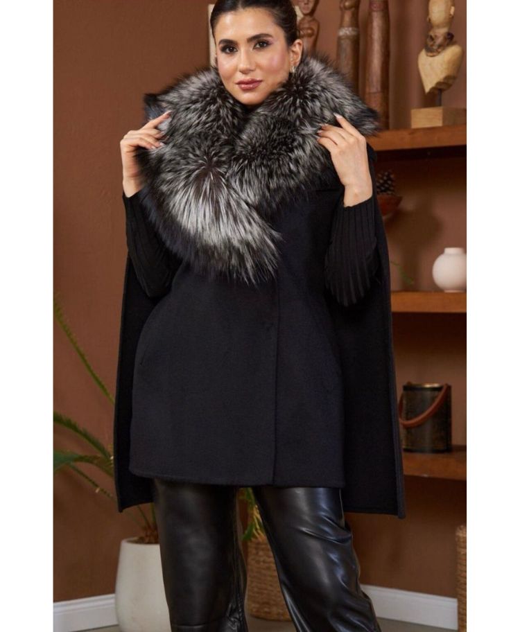 BLACK JACKET FOX FUR