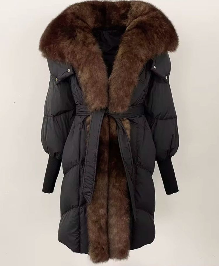 Women Goose Down Coat with Real Fox Fur