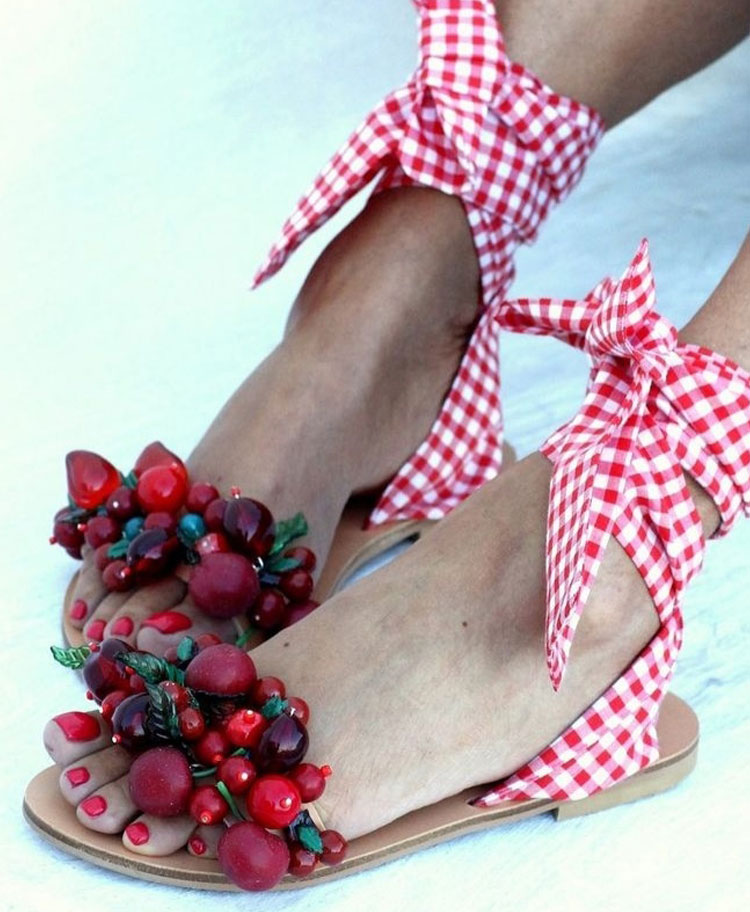 PICNIC- RED